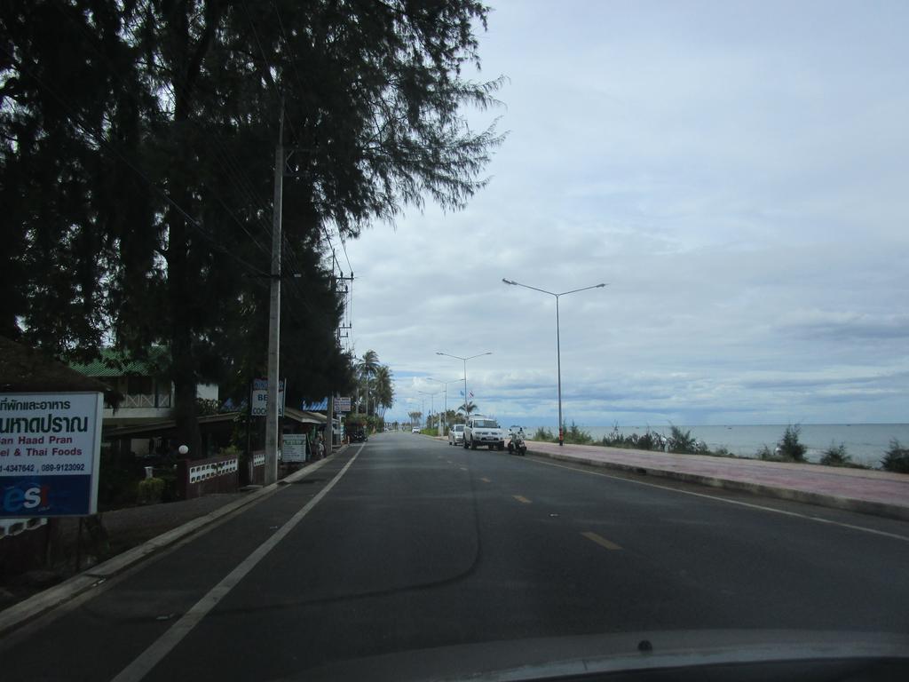 Villa Baansiesom Sam Roi Yot Bagian luar foto